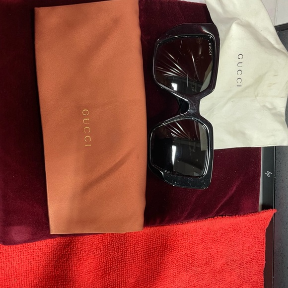 Gucci sunglasses - Picture 5 of 8